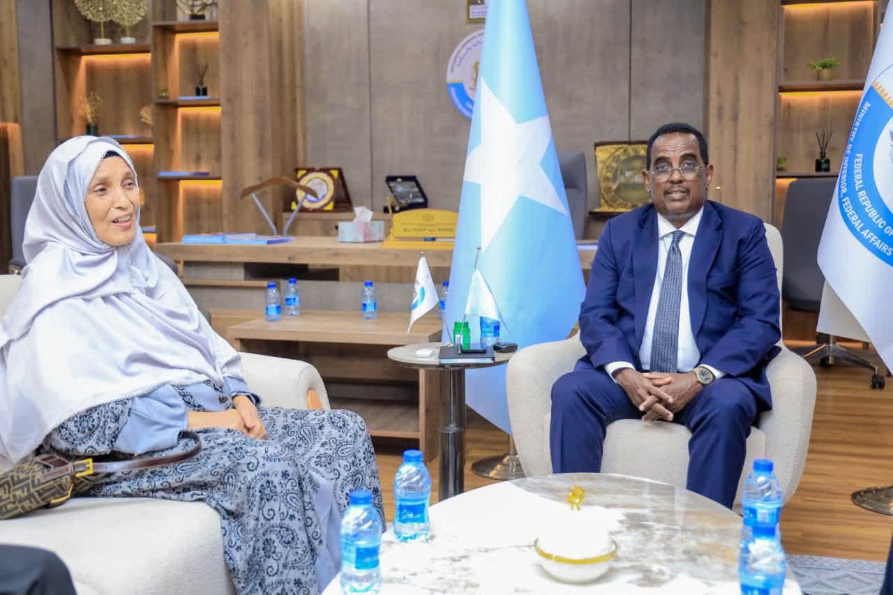 NIHRC Chairperson and Director General with the Minister of Interior and Ministry officials in Mogadishu